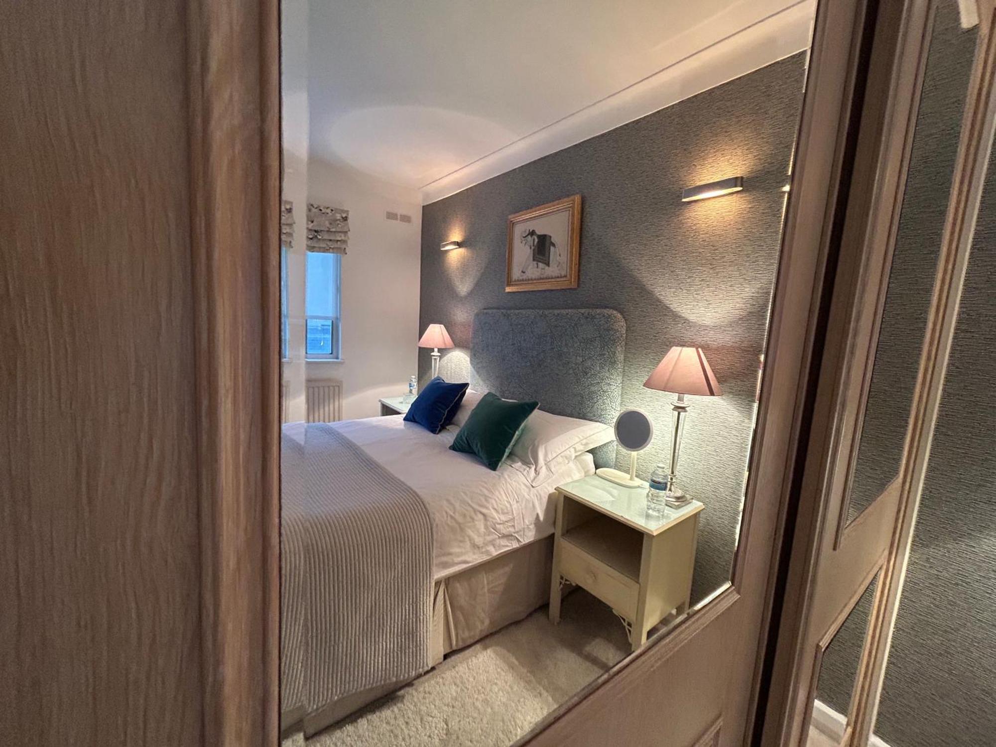 Double In Marylebone Gazde/Camere de închiriat *