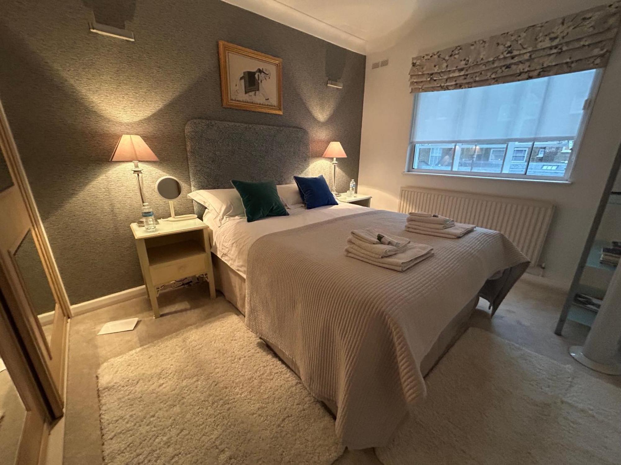 Gazde/Camere de închiriat Double In Marylebone *